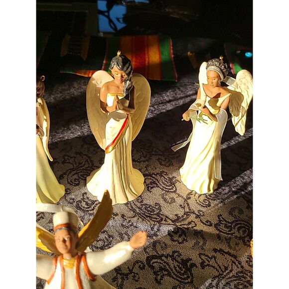 Vintage Hallmark Graceful Angels Ornament Beautiful African American Angel 7pcs - Picture 7 of 14